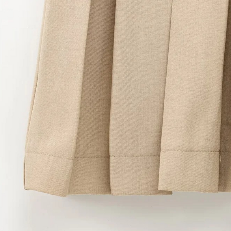 Selena | Vestido mini sin mangas, escote en V, botones y pliegues